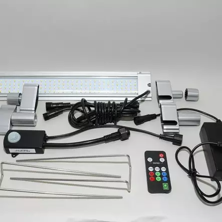 Jbl Solar Natur Led 2.0 47W 105-130 Cm - Akvaarion päälle tulevat valaisimet  - J61906 - 2